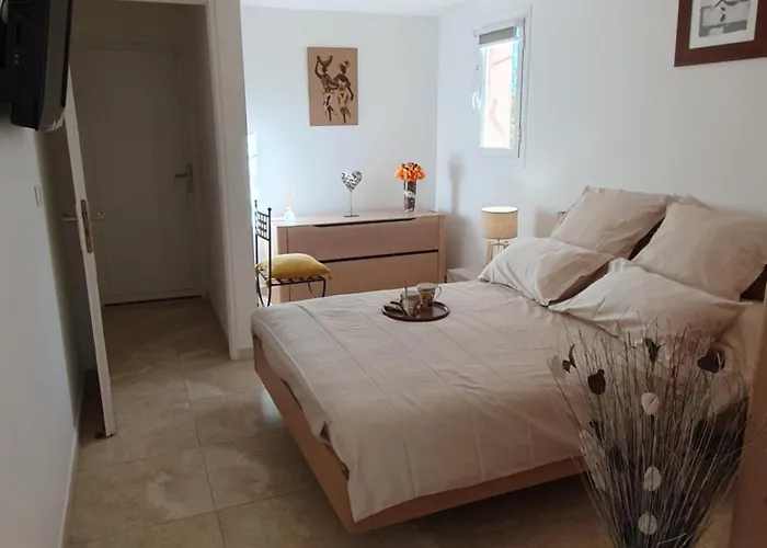 Cap Corse Vue Et Montagne * Pietracorbara