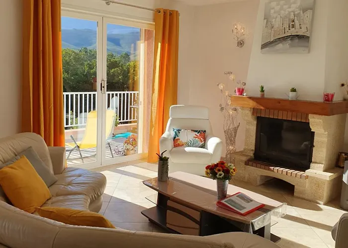 Cap Corse Vue Et Montagne *