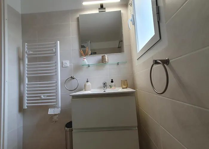 Cap Corse Vue Et Montagne * Pietracorbara