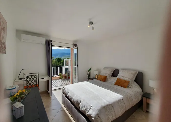 Cap Corse Vue Et Montagne